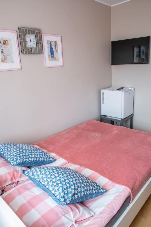 Ferienwohnung Dom Przy Borowinie Kolberg Exterior foto