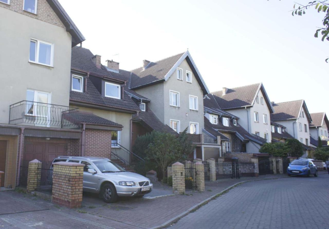 Ferienwohnung Dom Przy Borowinie Kolberg Exterior foto